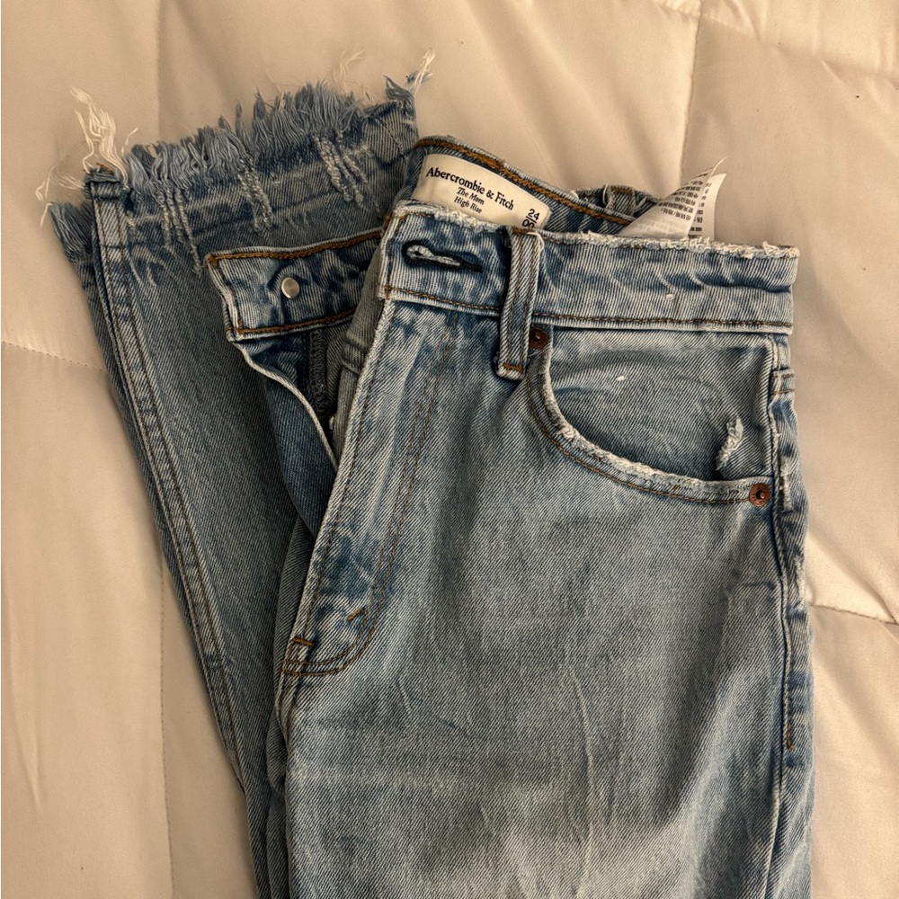 Abercrombie Mom Jeans Highrise